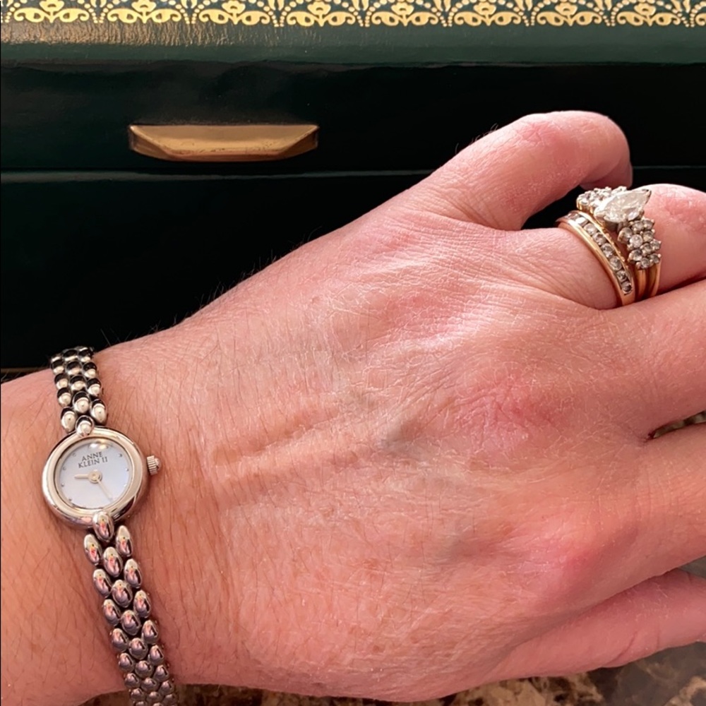 ANNE KLEIN watch - Picture 5 of 14